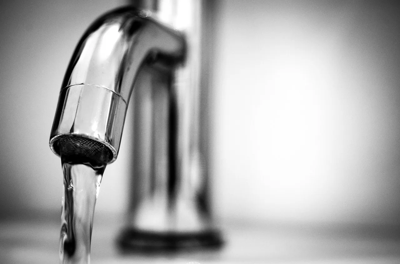 5 Times You Should Avoid Drinking Water