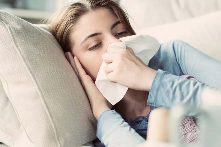 Winter Wellness: How to Ease Colds, Fevers, and Sore Throats Naturally
