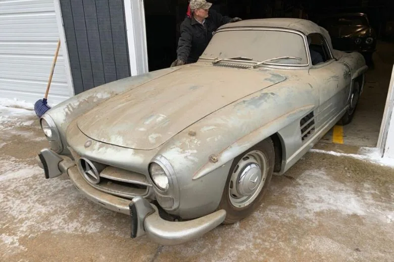 A Dusty Mercedes-Benz Found in a Barn After 40 Years Is Now Valued at $1 Million