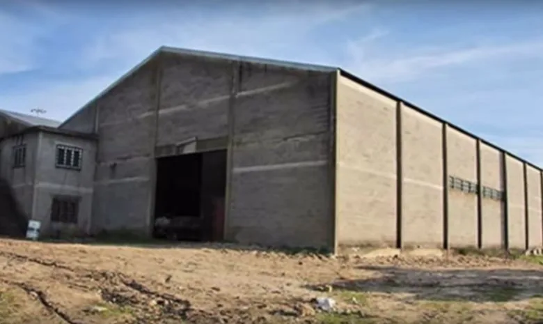 barn