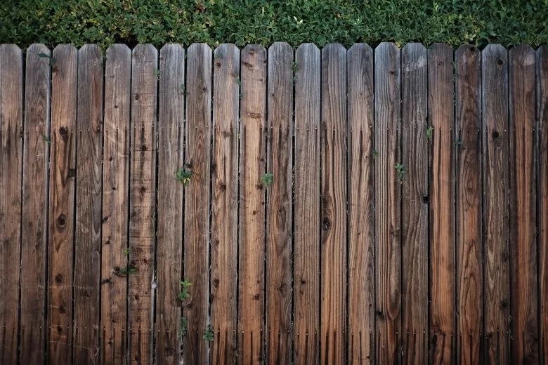 Groot geheim garagedeur