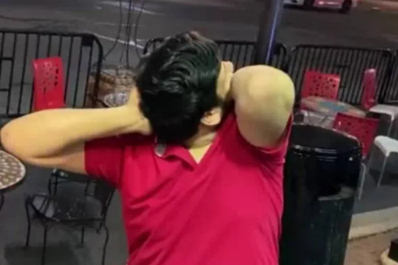 Unbelievable! Man Rotates His Head Like an Owl, Almost 180 Degrees