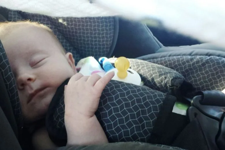 Help your baby drift off to sleep with sounds from this music video