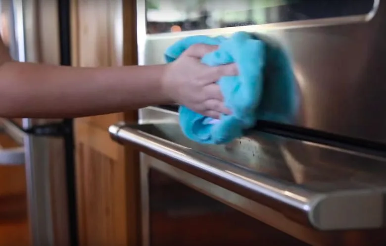 12 Quick Cleaning Tasks You Can Complete in Under an Hour