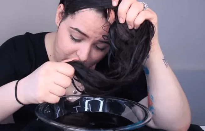 The Surprising Benefits of Washing Your Hair with Cola