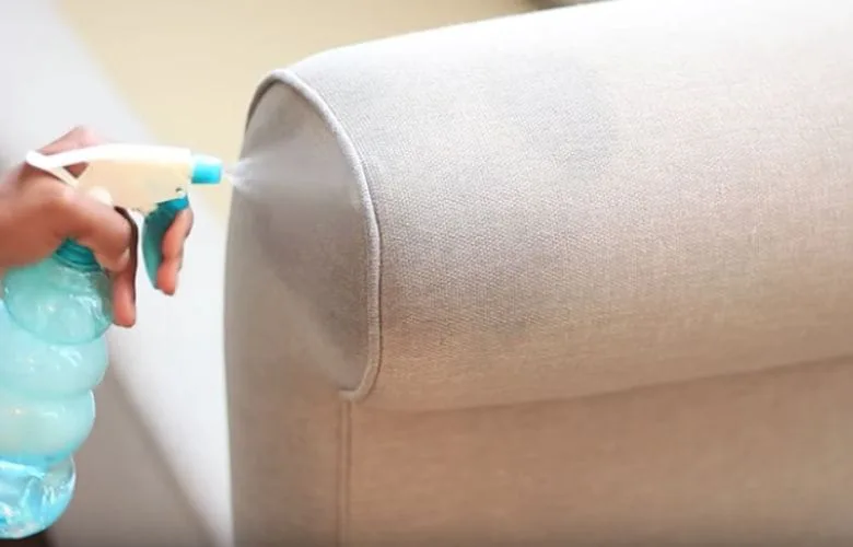 Denture cleaning tablets give a stained couch a remarkable makeover