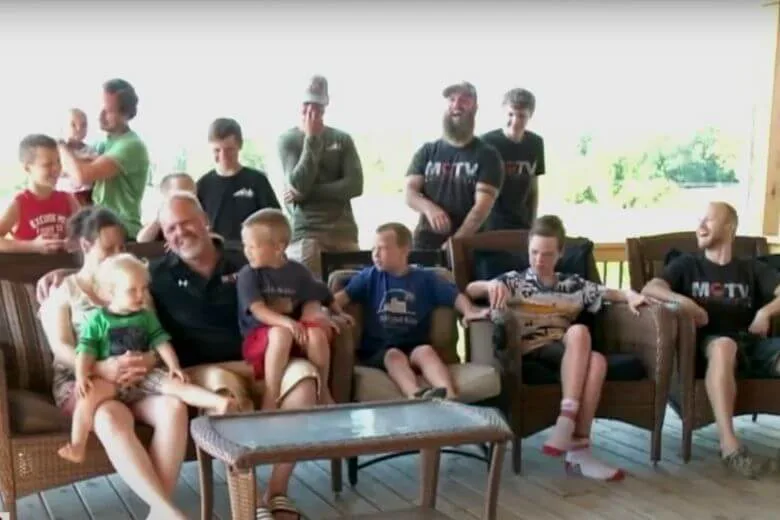Incredible: U.S. Couple Finally Has a Daughter After 14 Sons