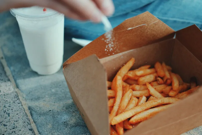 10 Everyday Habits That Could Be Damaging Your Kidneys