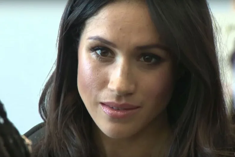 Spitting Image: This Woman Is Meghan Markle's Doppelganger!