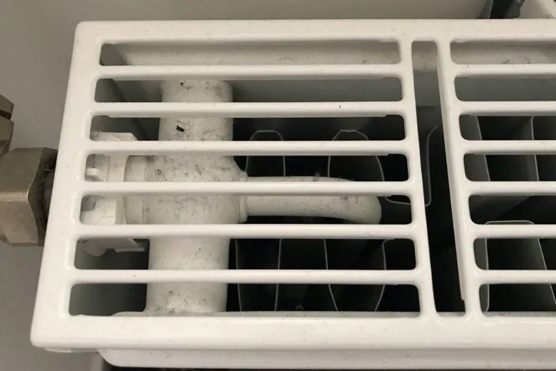 Dusty Radiator? This Simple Trick Makes Cleaning a Breeze!