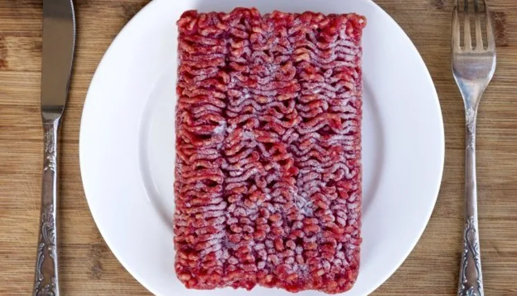 Forgot to defrost your meat? This clever method works in minutes!