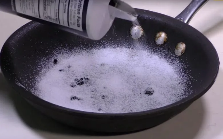 Why You Should Place a Frying Pan with Salt on the Stove: A Brilliant Life Hack