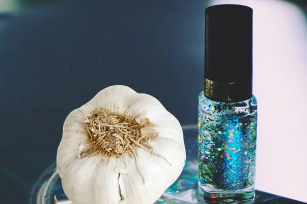 Why You Should Add Garlic to Your Nail Polish Bottle