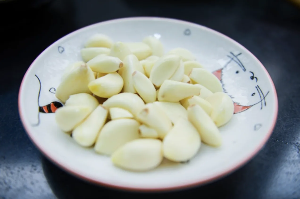 Leftover Garlic Clove? Grow Your Own Garlic at Home