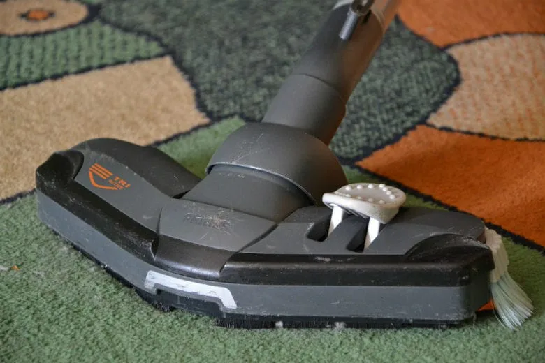 Make Your Home Smell Incredible While Vacuuming with This Simple Trick