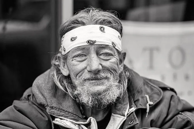 Homeless Man Discovers Wallet and Its Contents Change Everything