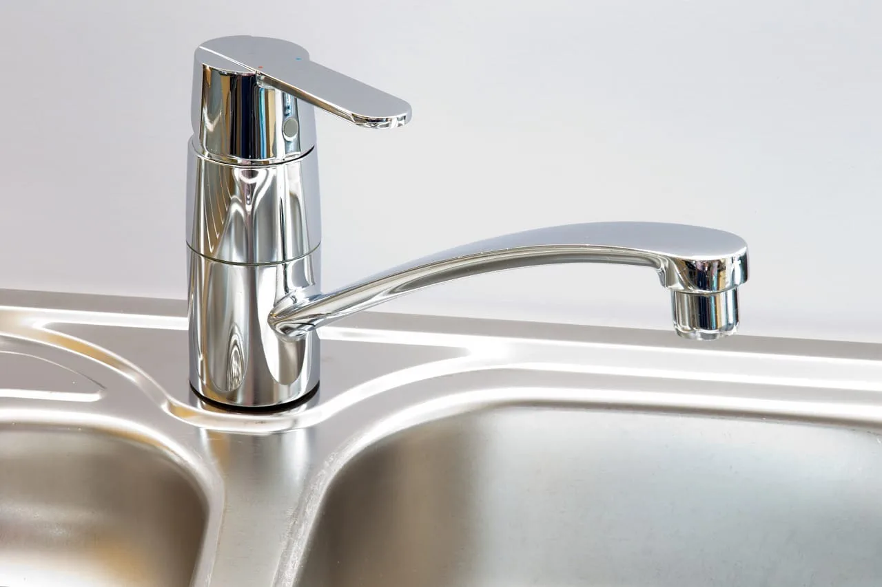 bacteria on faucet