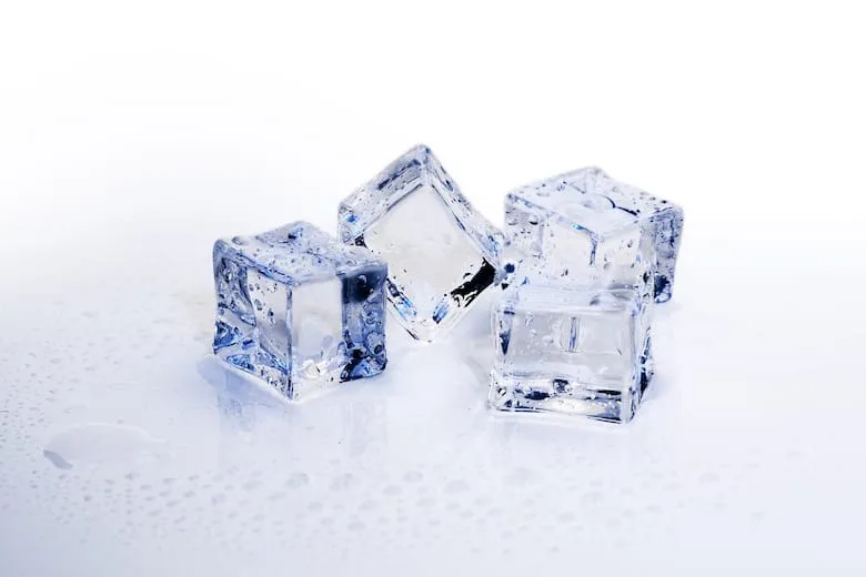 Why You Should Rub an Ice Cube on Your Face Every Morning