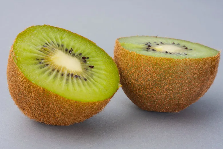 Why You Should Eat Kiwi Fruit With the Skin On