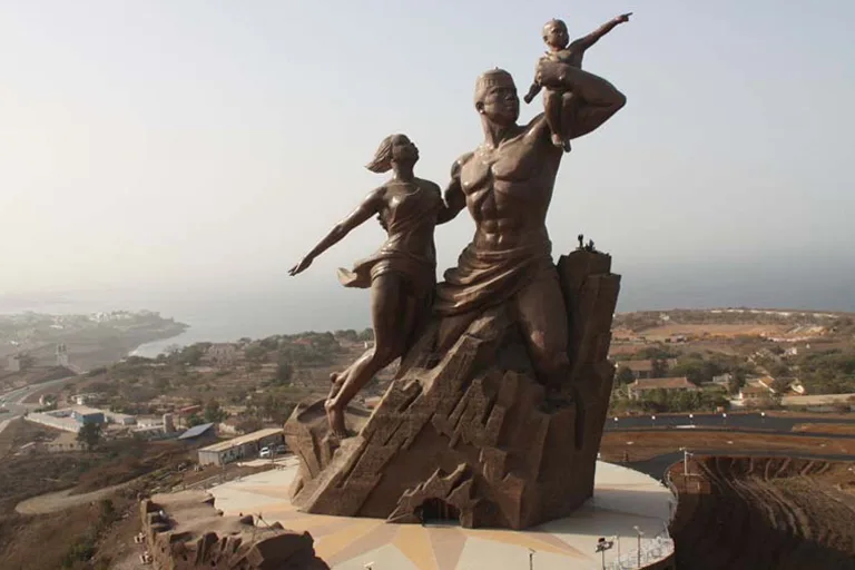 Global Giant Statues: A World Tour