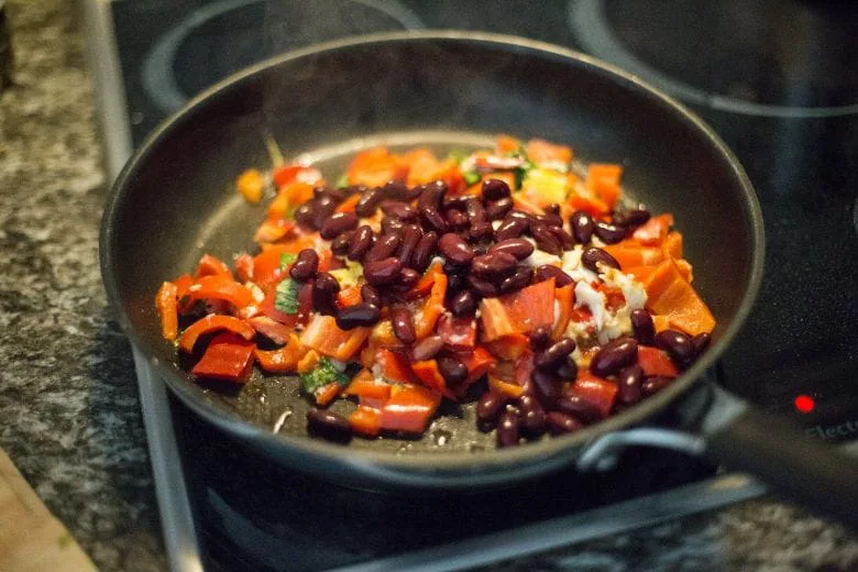 No Lid for Your Pan? This Ingenious Trick Works Just as Well