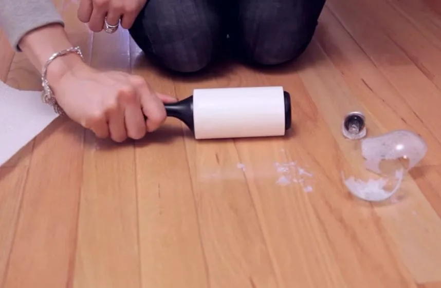 A Cheap Lint Roller Can Do So Much More Than You Think!