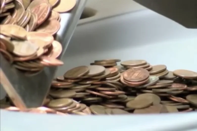 Handing in coins