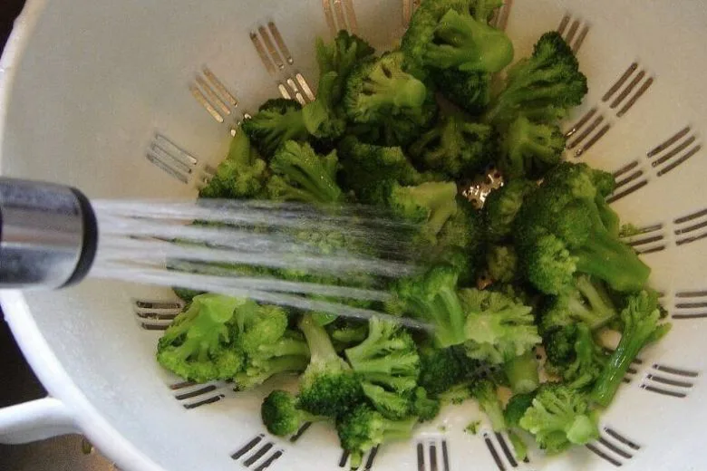Avoid Washing This Vegetable Before Cooking!