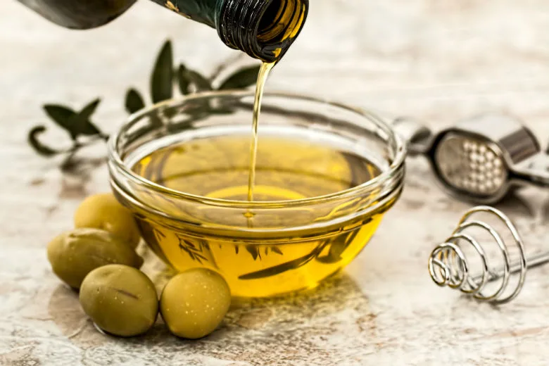 Olive Oil: A Surprising Beauty Secret From Your Kitchen