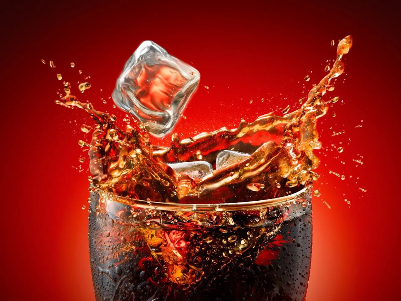 Pour Half a Liter of Coke Into Your Toilet—The Result Is Surprisingly Effective!