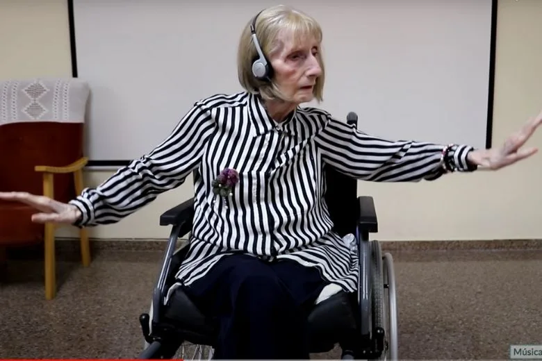 Prima Ballerina with Alzheimer's Recalls Choreography Upon Hearing Swan Lake
