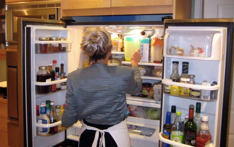 5 Items You Should Always Keep in the Refrigerator