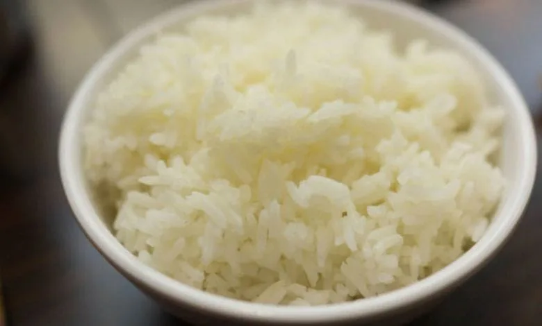Why restaurant rice tastes better—and it all comes down to water