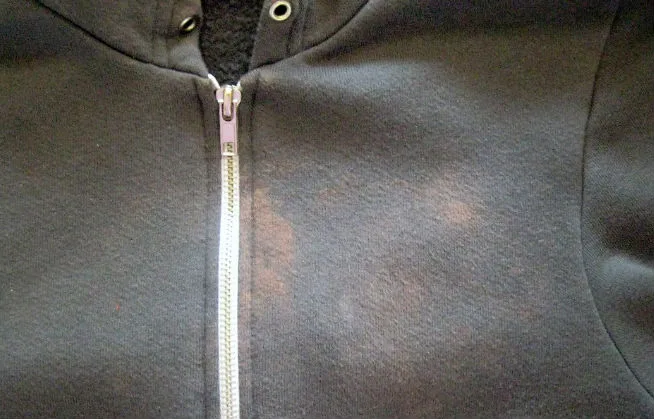 Accidentally Spilled Bleach on Your Clothes? No Problem, This Simple Trick Can Save Them!