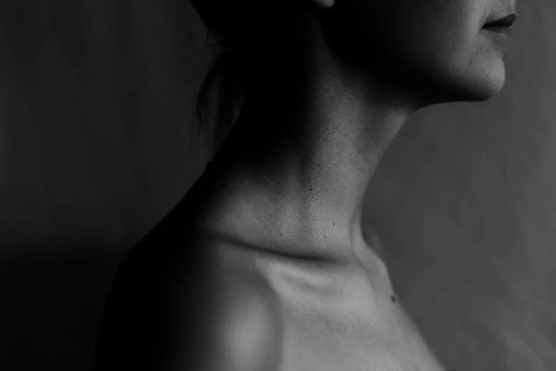 Struggling with a stiff neck? Try these 4 remedies