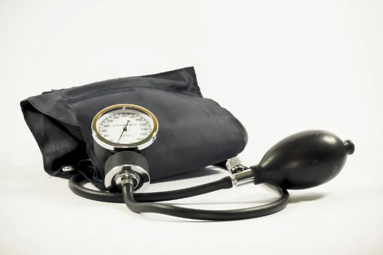 Recognizing Low Blood Pressure: Symptoms and Underlying Causes