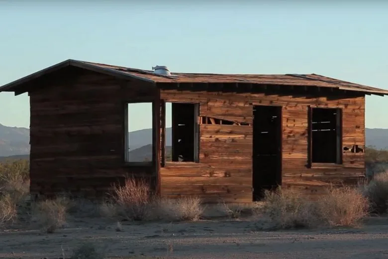 Artist Turns Desert Barn into Mind-Bending Illusion