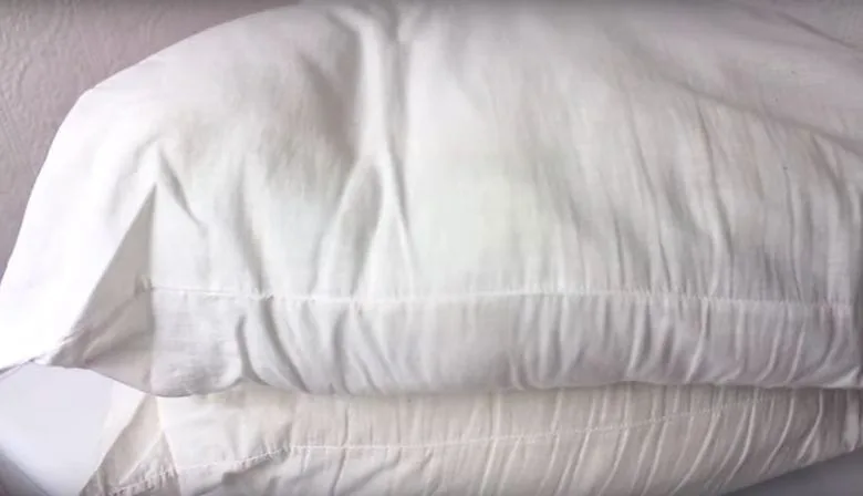 The Ultimate Trick to Banish Yellow Stains from White Pillows – Incredibly Easy!